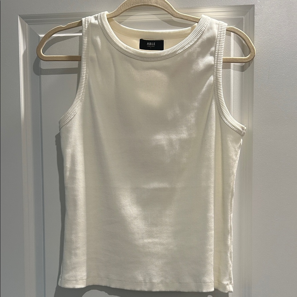 Women’s Able Cream/off white tank, size Large